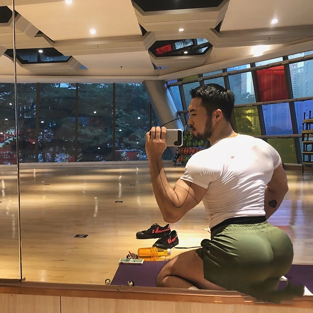 健身#肌肉#帅哥#翘臀美男子