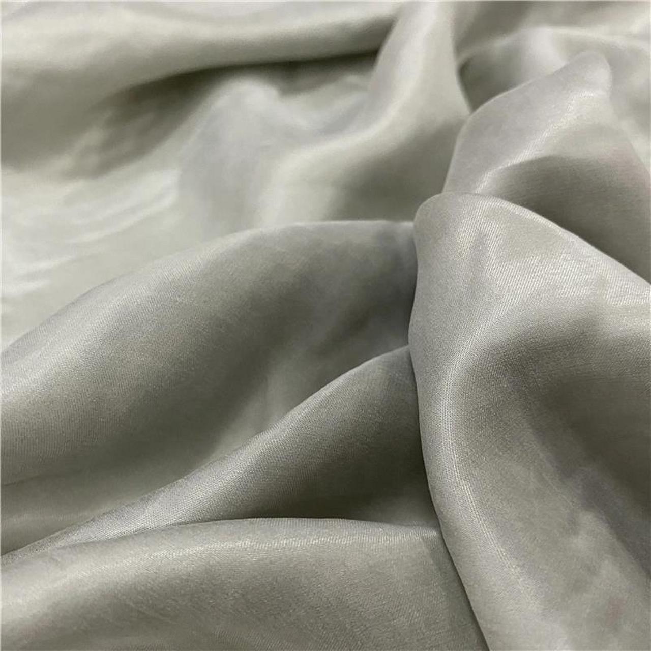 每日一面料——铜氨丝面料 铜氨丝面料(cuprammonuium)是一种在土壤里