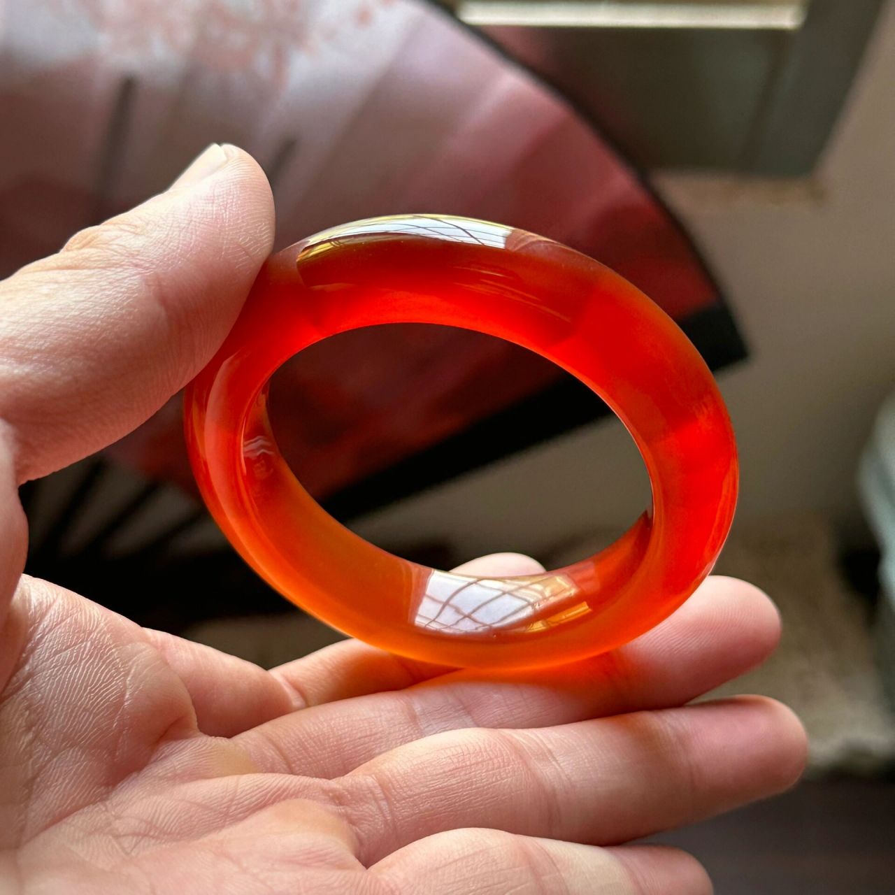 江料北红玛瑙手镯正圈51.5圈口 渐变色江料红玛瑙手镯 圈口51.5宽度13