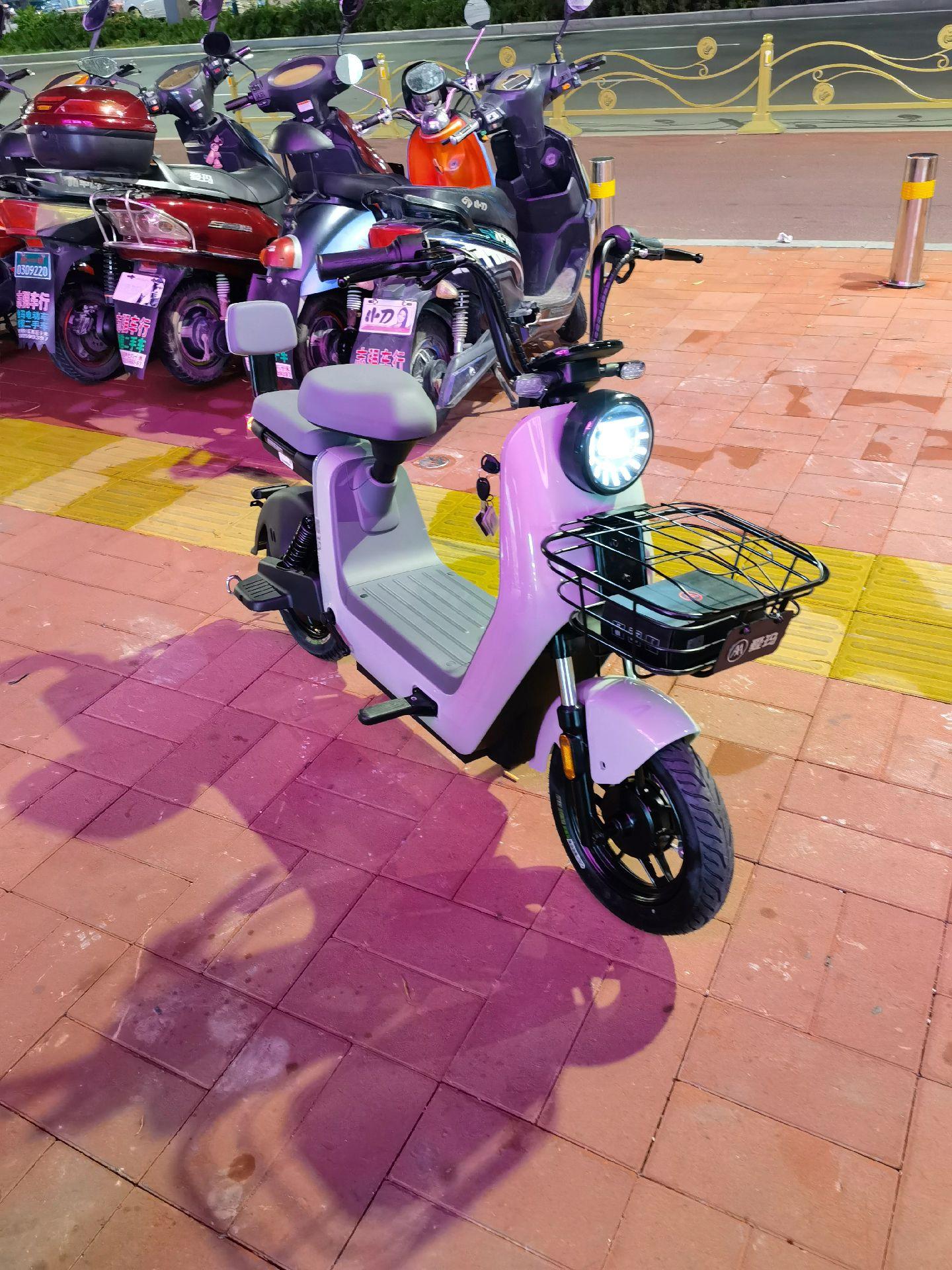 爱玛引擎芯动力e达百公里走起,整车质保两年,更高的品质,更长的质保