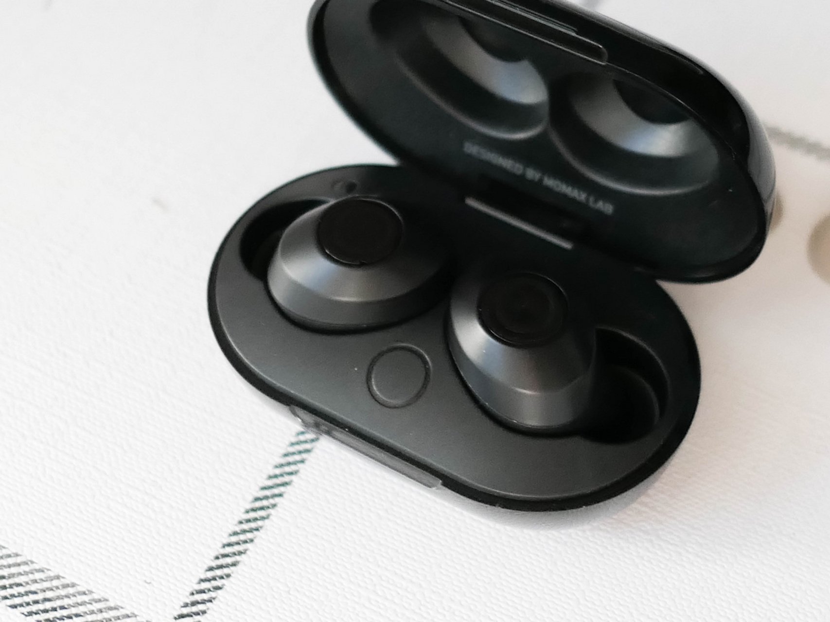 摩米士pills小贝壳真无线蓝牙耳机 pills小贝壳给我的第一感觉就是