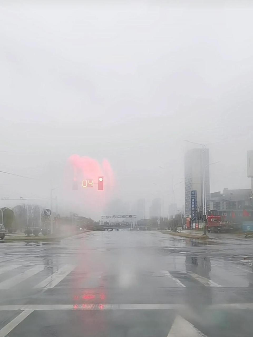 这两天南京的雨下得够够滴!