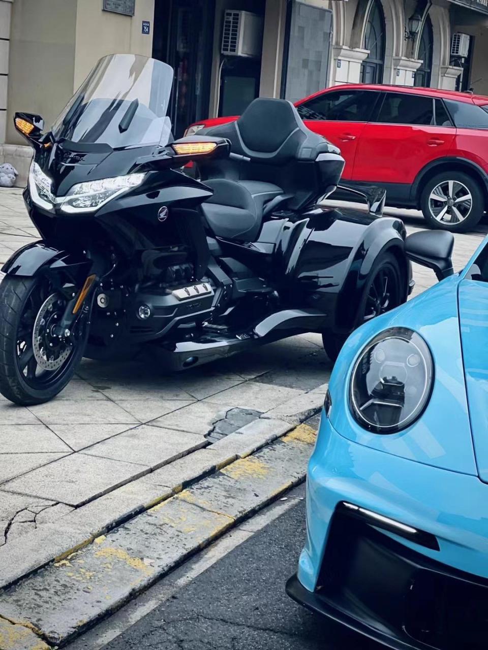 新款csc本田正三轮 现车现手续.