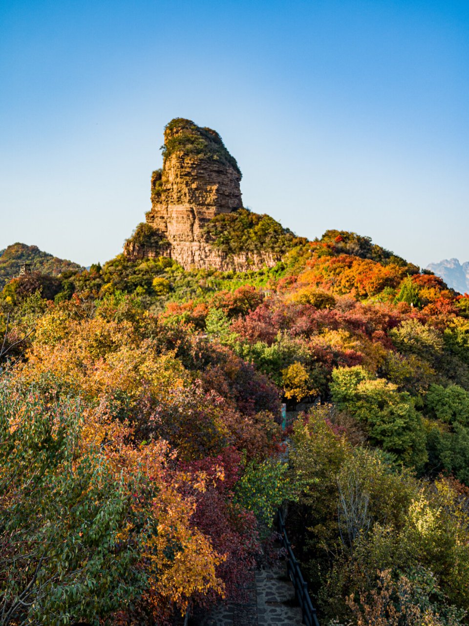 京娘湖 京娘湖风景区,位于河北省邯郸市武安市西北部山区的口上村北