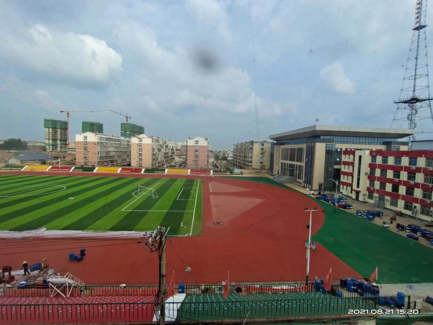 河北枣强中学 终于有机会又回去一趟,看看我的母校,曾经的一桌一椅都