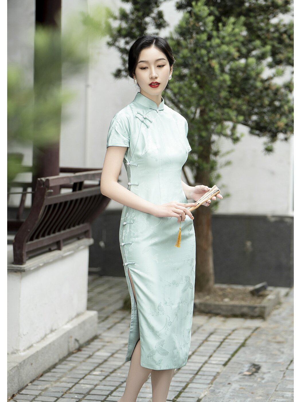 新真丝立领中国风提花民国风低开叉改良旗袍
