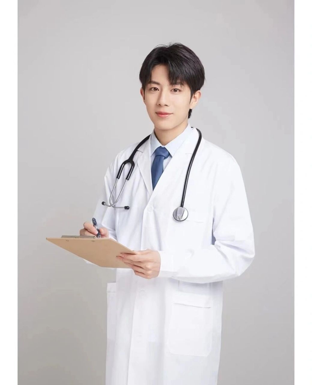 职业形象照,医生们最喜欢的形象照 致奋斗在第一线的医护人员们