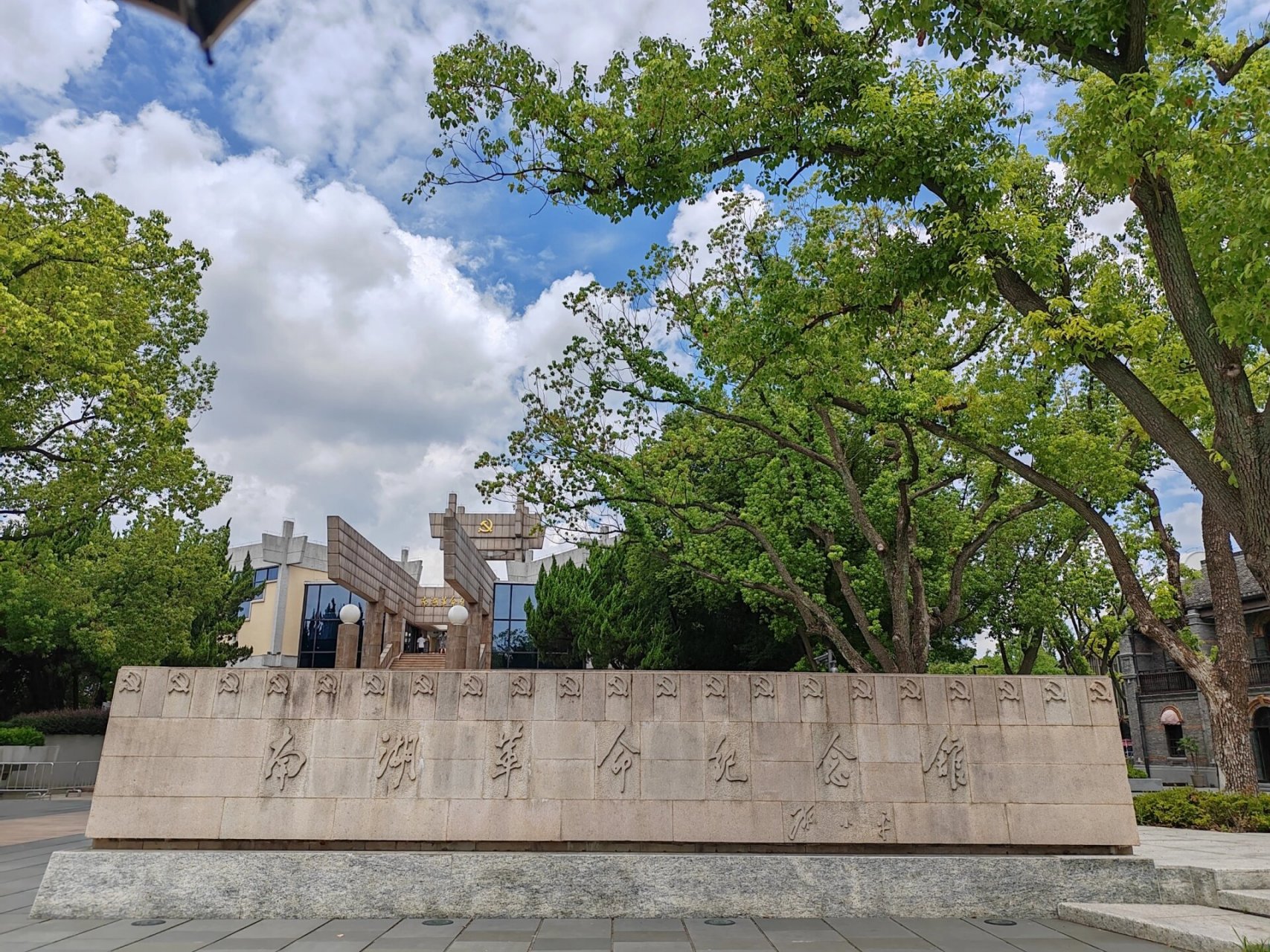 嘉兴南湖一日游 嘉兴景点之南湖景区 嘉兴南湖(旧称陆渭池,又称马场湖