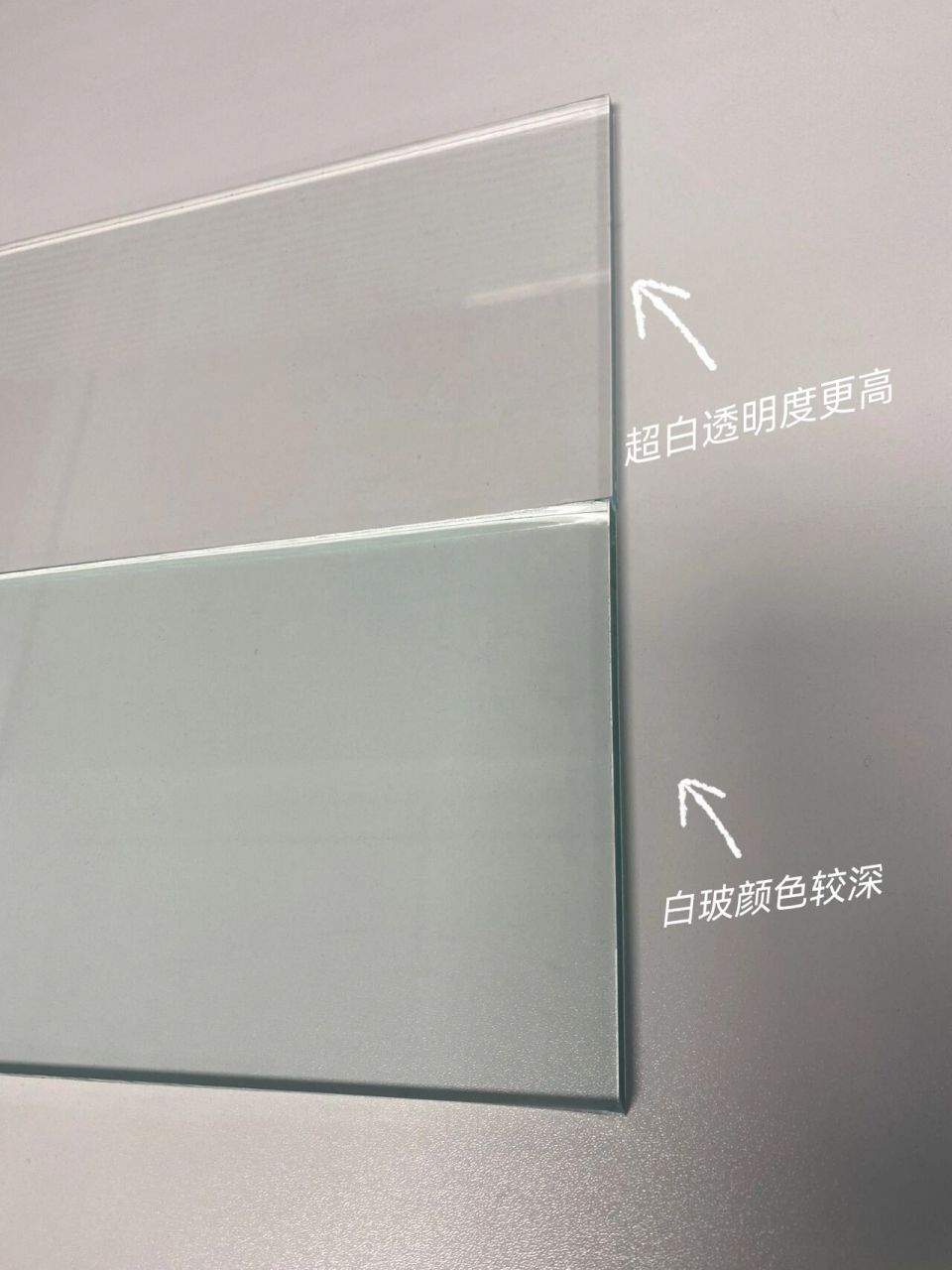 白玻和超白玻都属于浮法玻璃原片,钢化后可应用于各种家居场所78