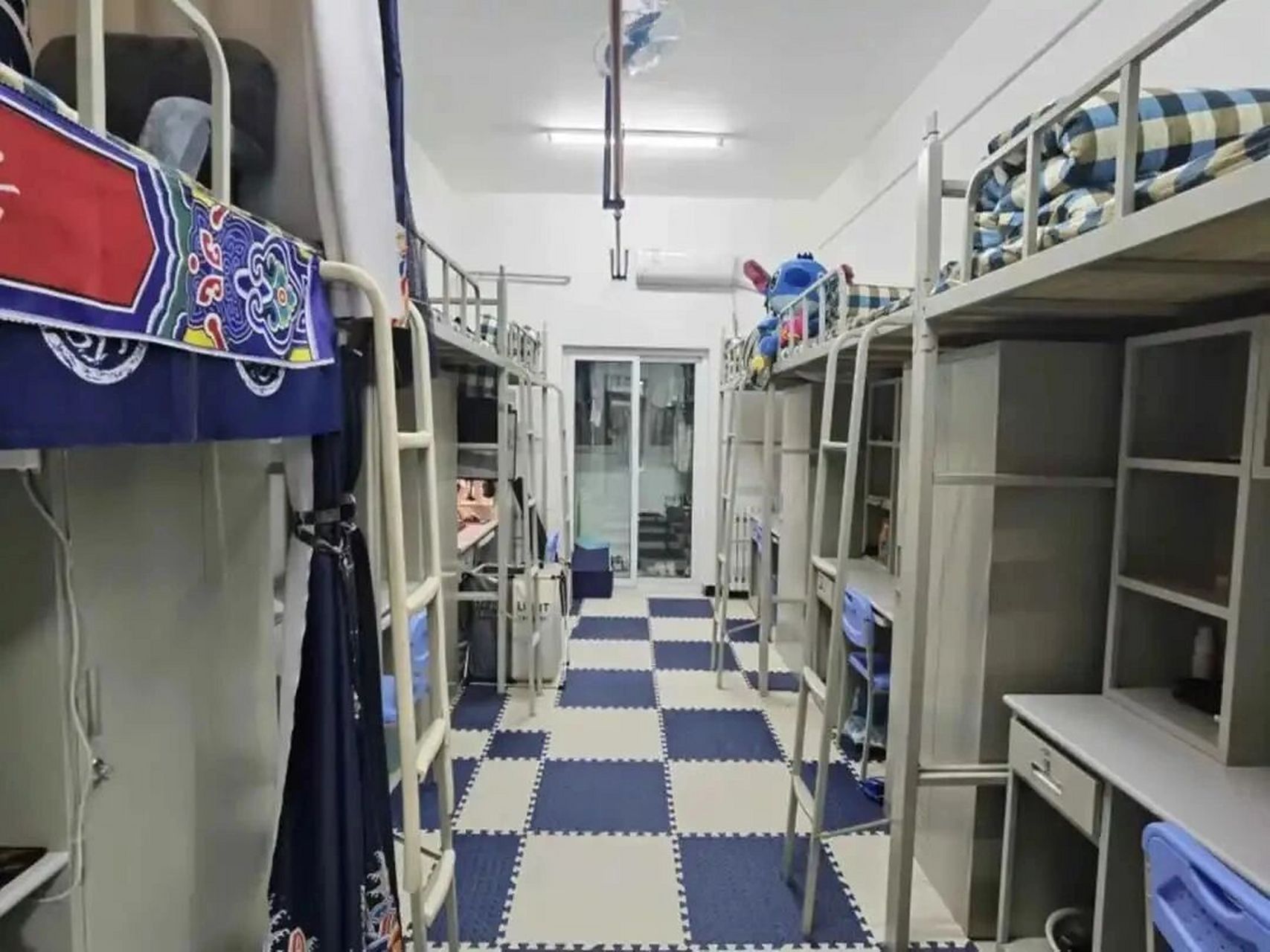 西安理工大学宿舍篇来噜~ 西安理工大学曲江校区宿舍情况大致如下: 6