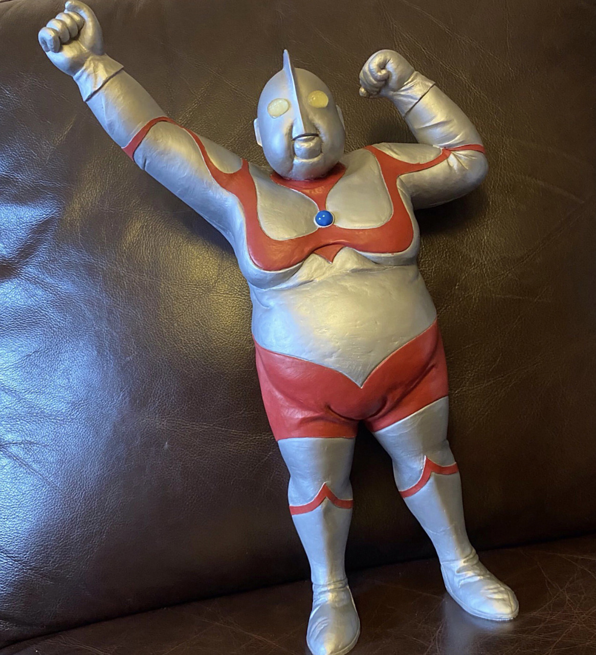 肥胖奥特曼 哈哈!奥特胖 这是你值得拥有的一款手办!特别胖!