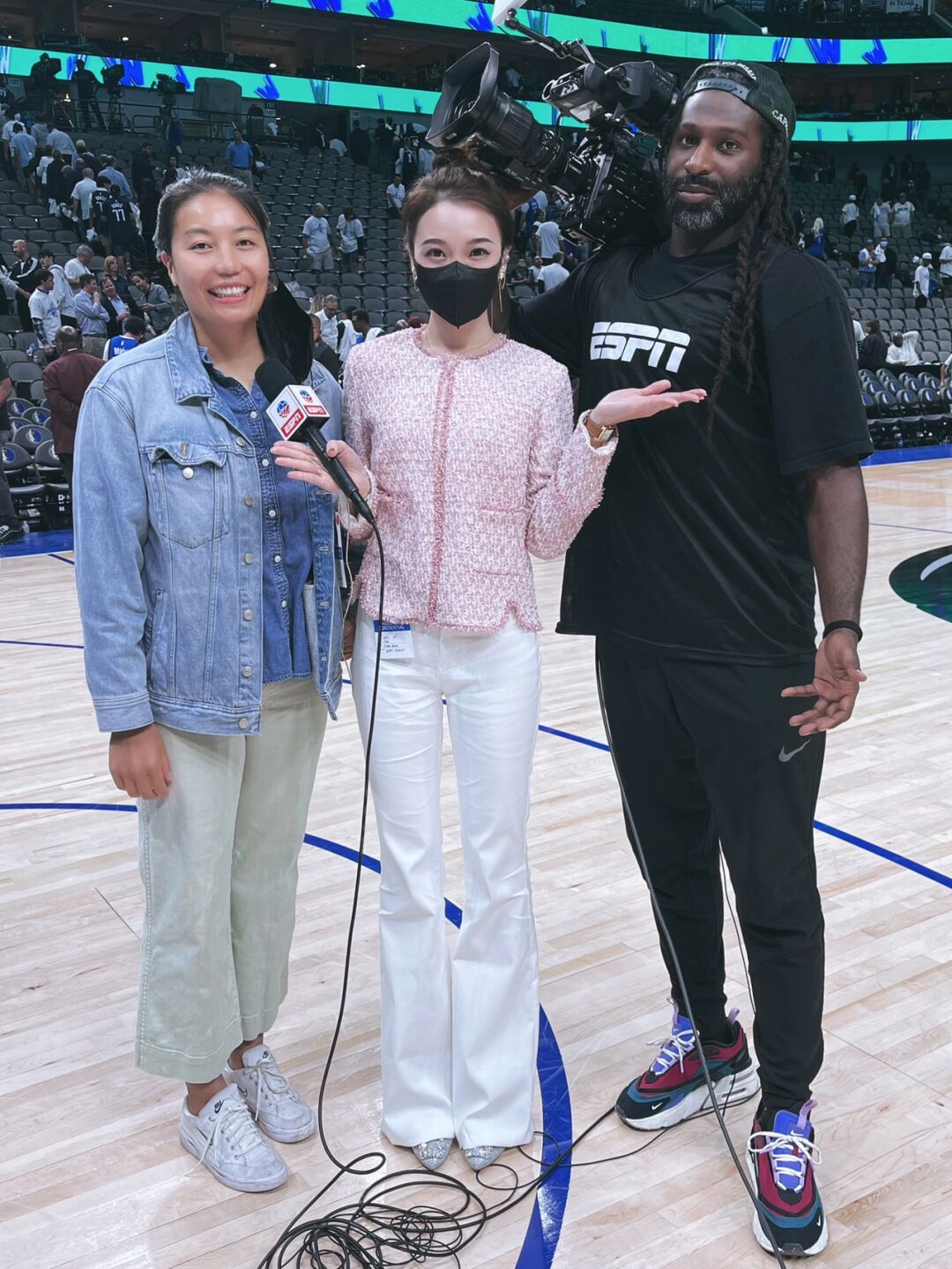 经常会在赛前和赛后看到她的采访球员环节,作为腾讯-espn记者,颜值和