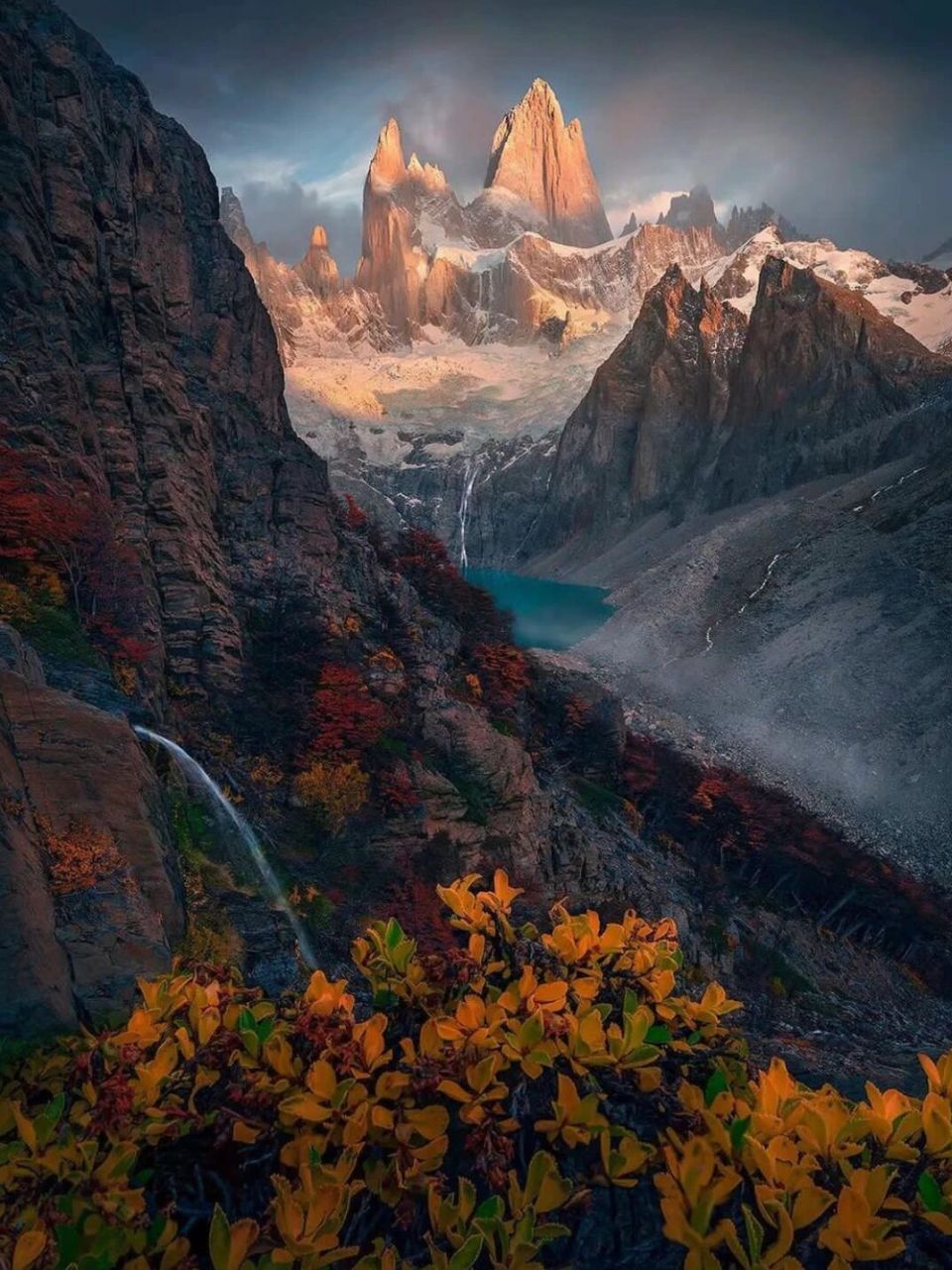 从北到南全长8900余千米,是世界上最长的山脉 从南美洲的南端到最北面