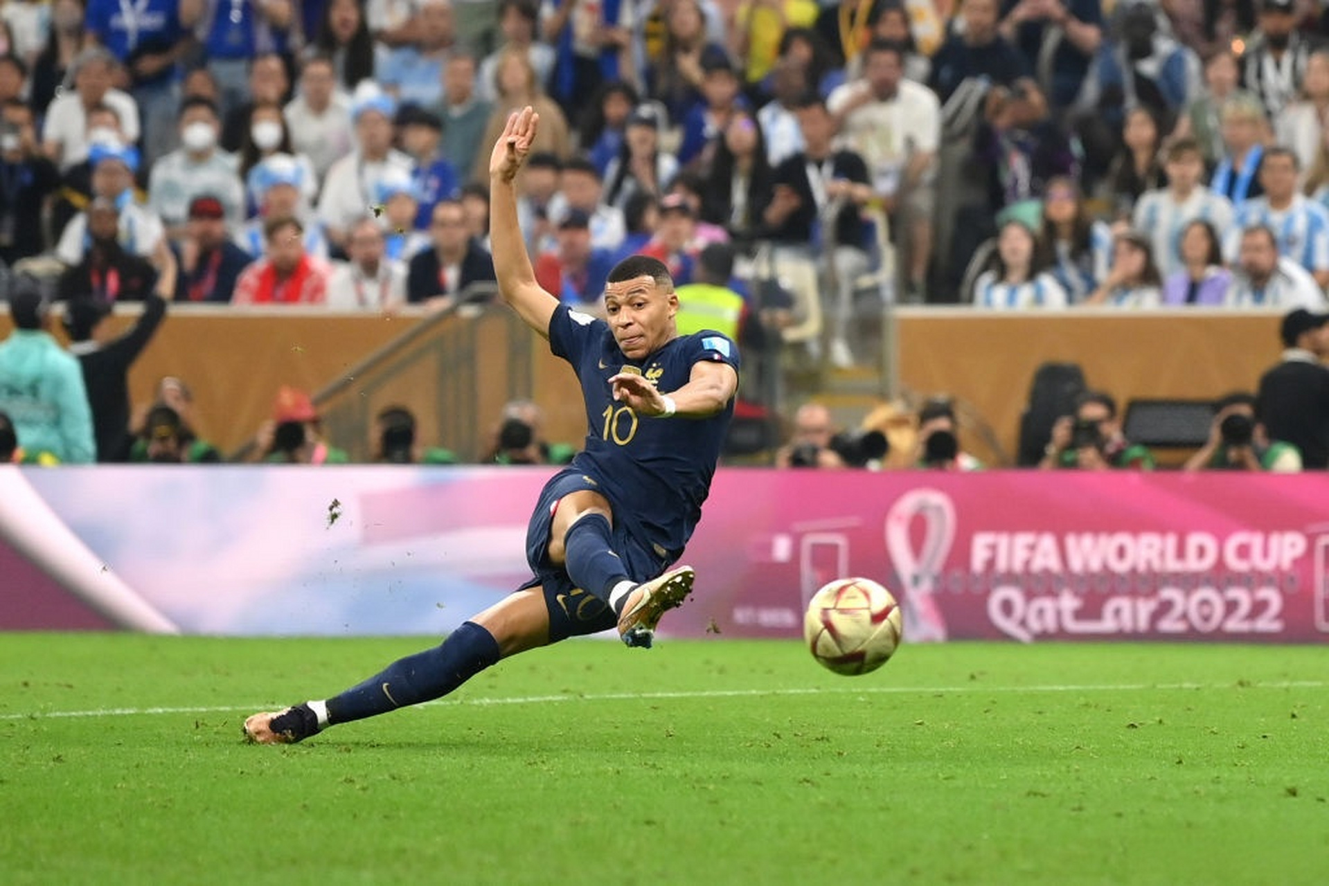姆巴佩扳平进球,世界杯经典瞬间 #阿根廷vs法国##世界杯
