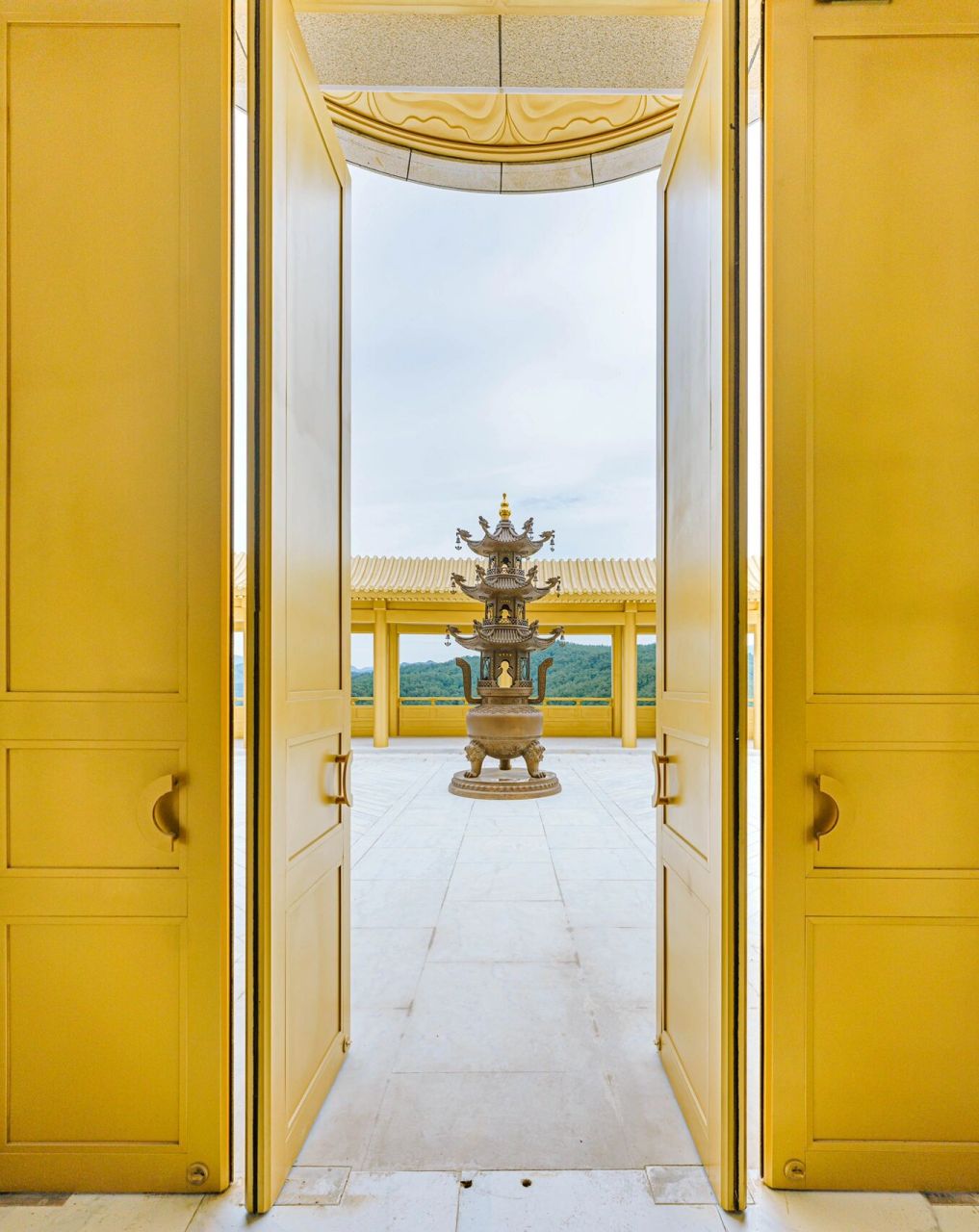 宁波佛学院 雪窦山弥勒圣坛 雪窦山弥勒圣坛/浙江佛学院 浙江省宁波市