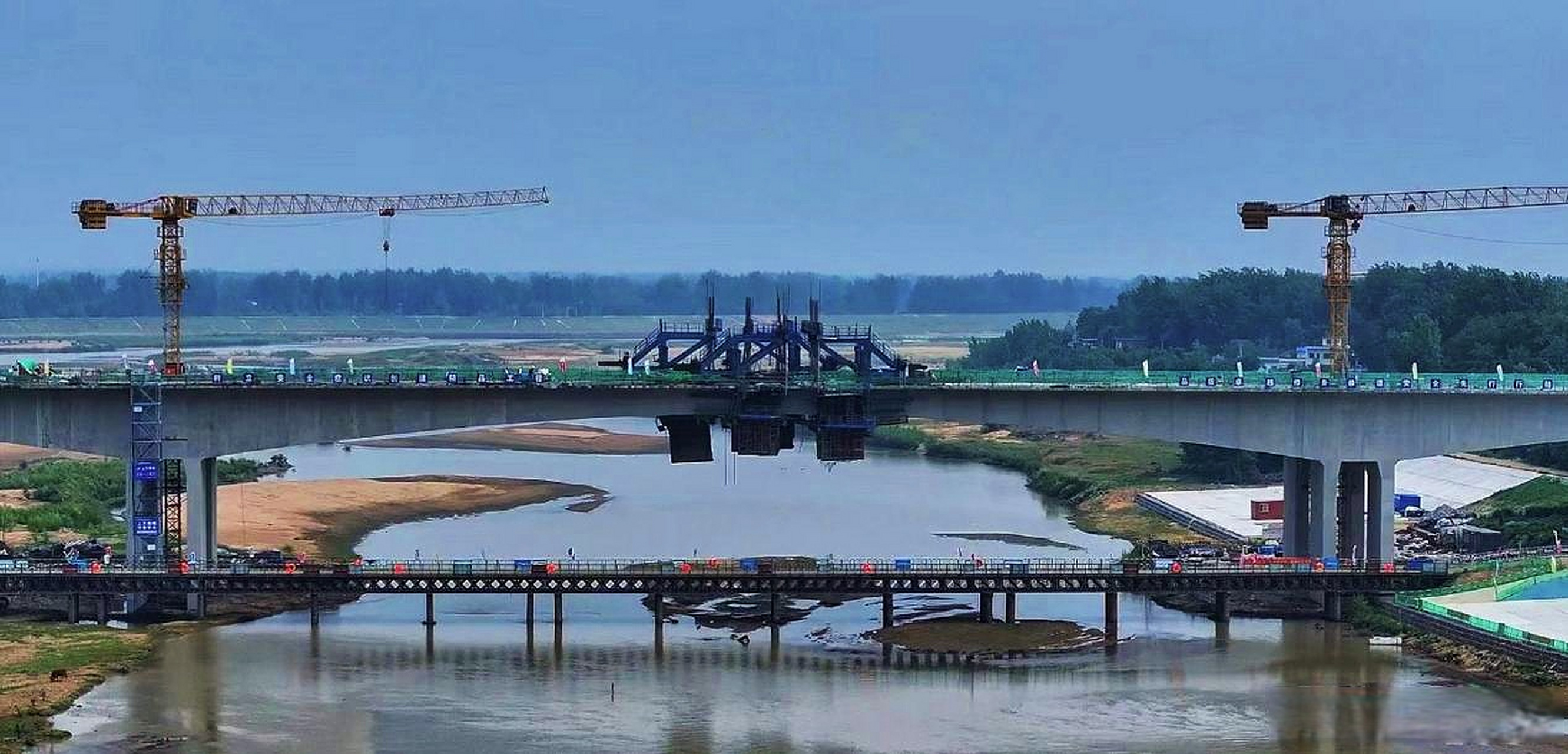 河南省信阳市固始县至豫皖省界高速公路控制性工程史灌河特大桥中跨