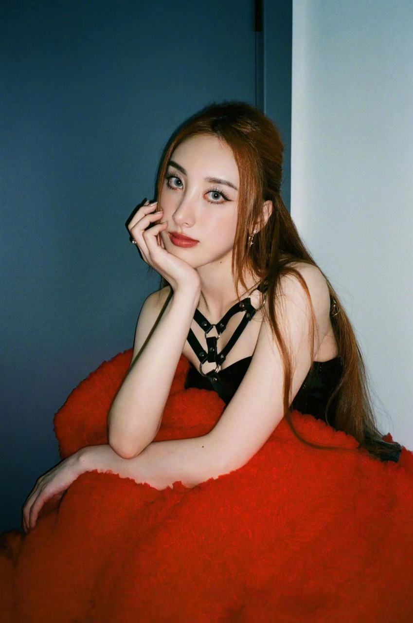 许靖韵 《乘风2023》主题曲《风之所向》mv花絮照片发布,乘風之旅