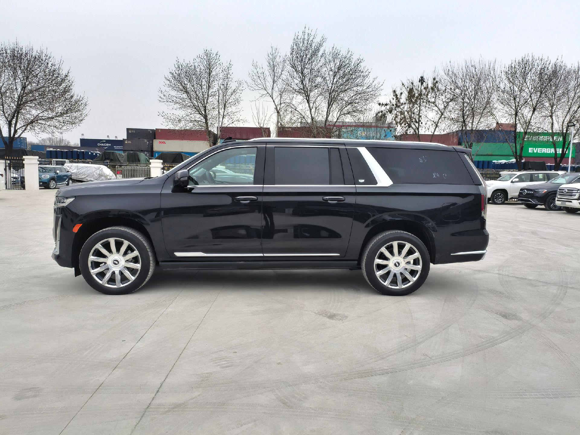 柴油esv高级豪华铂金版凯雷德.23款 3