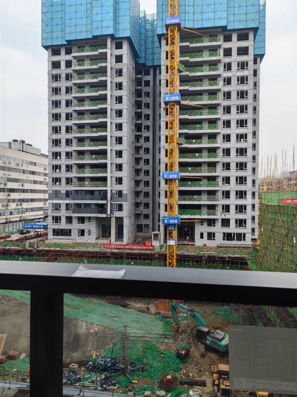 成都预算500w买房-卓越云门锦绣 优点:纯地铁盘,用销