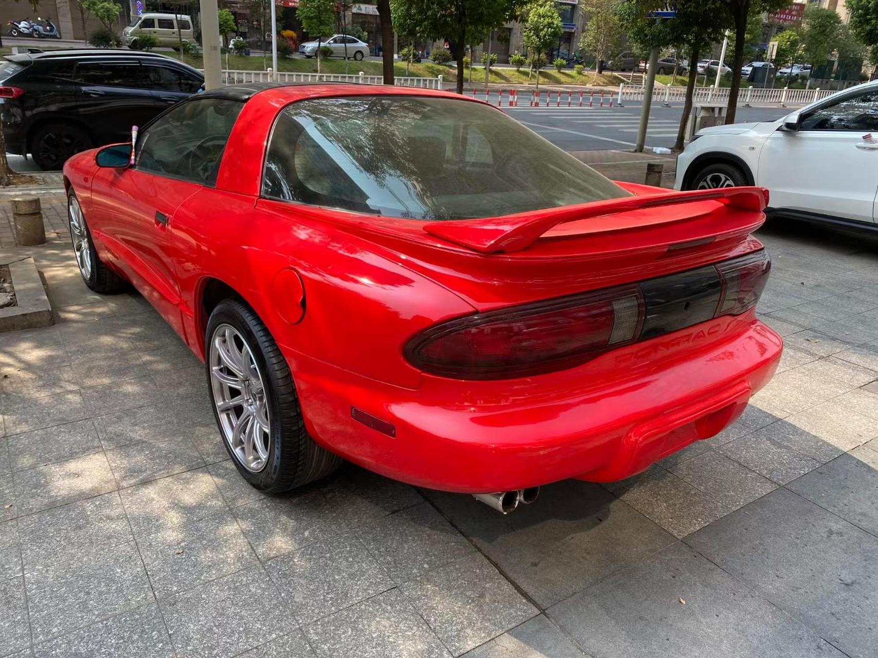 谁要裸车庞蒂亚克火鸟