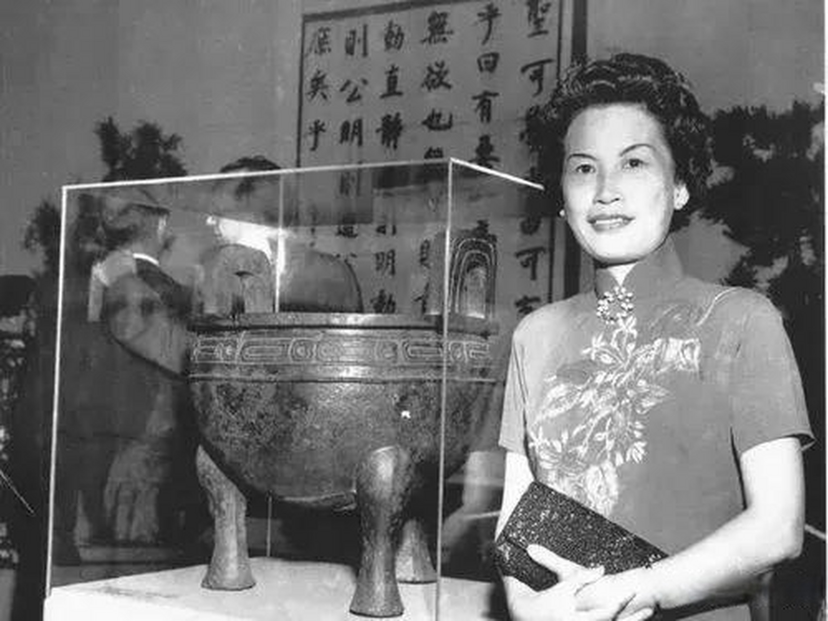 叶公超的葬礼上,有朋友,学生,亲戚的悼念,却唯独没有妻子袁永熹的