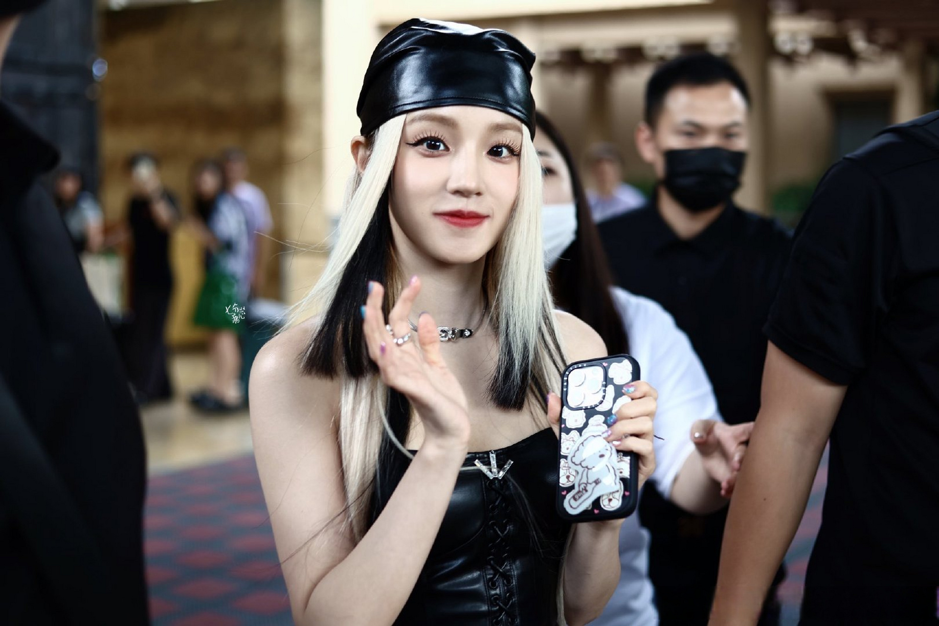 宋雨琦饭拍高清图  all black94 #gidle百变魅力##gidle宝藏女团