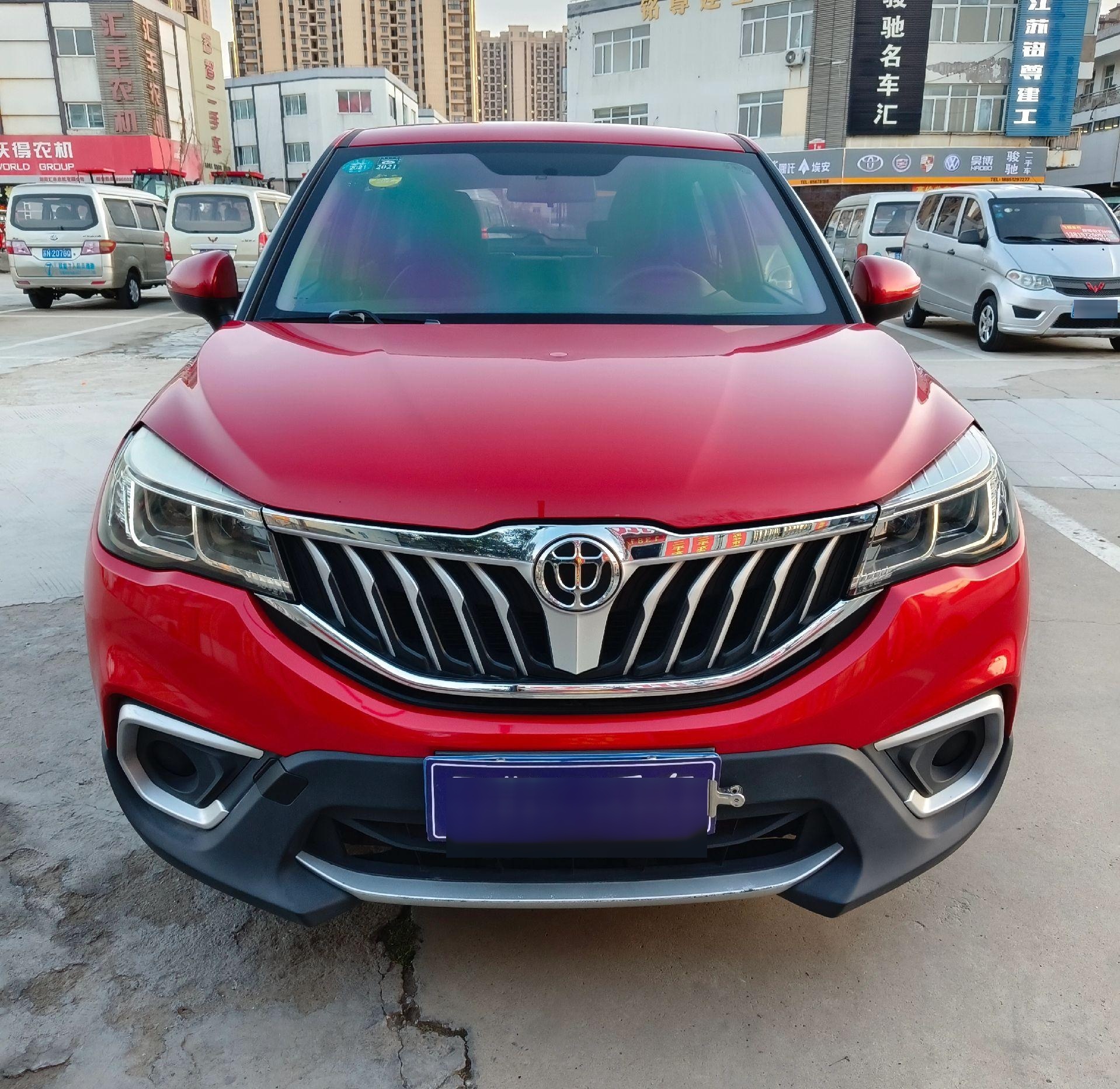 刚刚到19年中华v3手动挡suv越野车,原版原况原漆,车子零磨损,真皮座椅