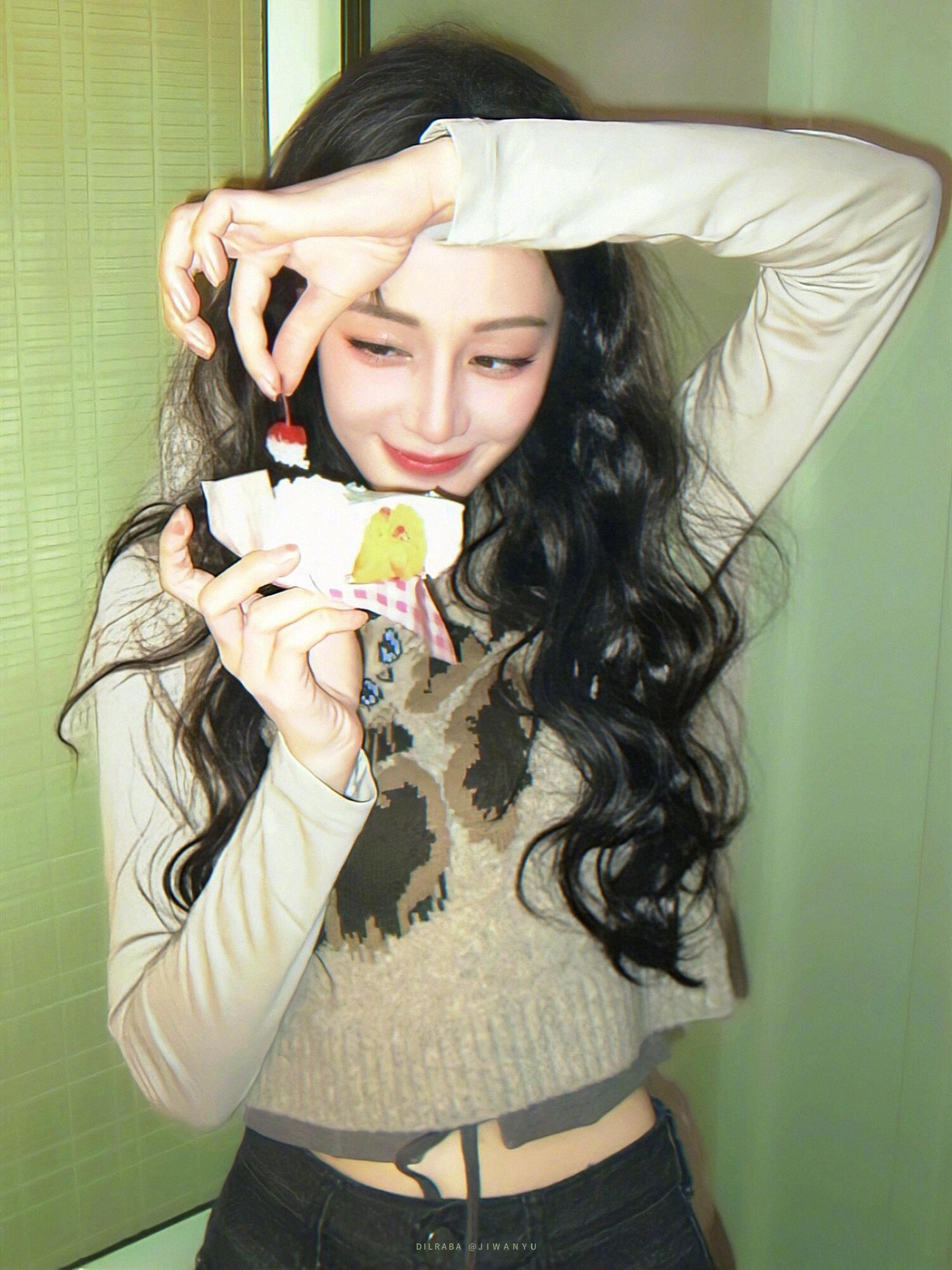 咪咕星鲜事##迪丽热巴甜品合拍# 巴巴dear