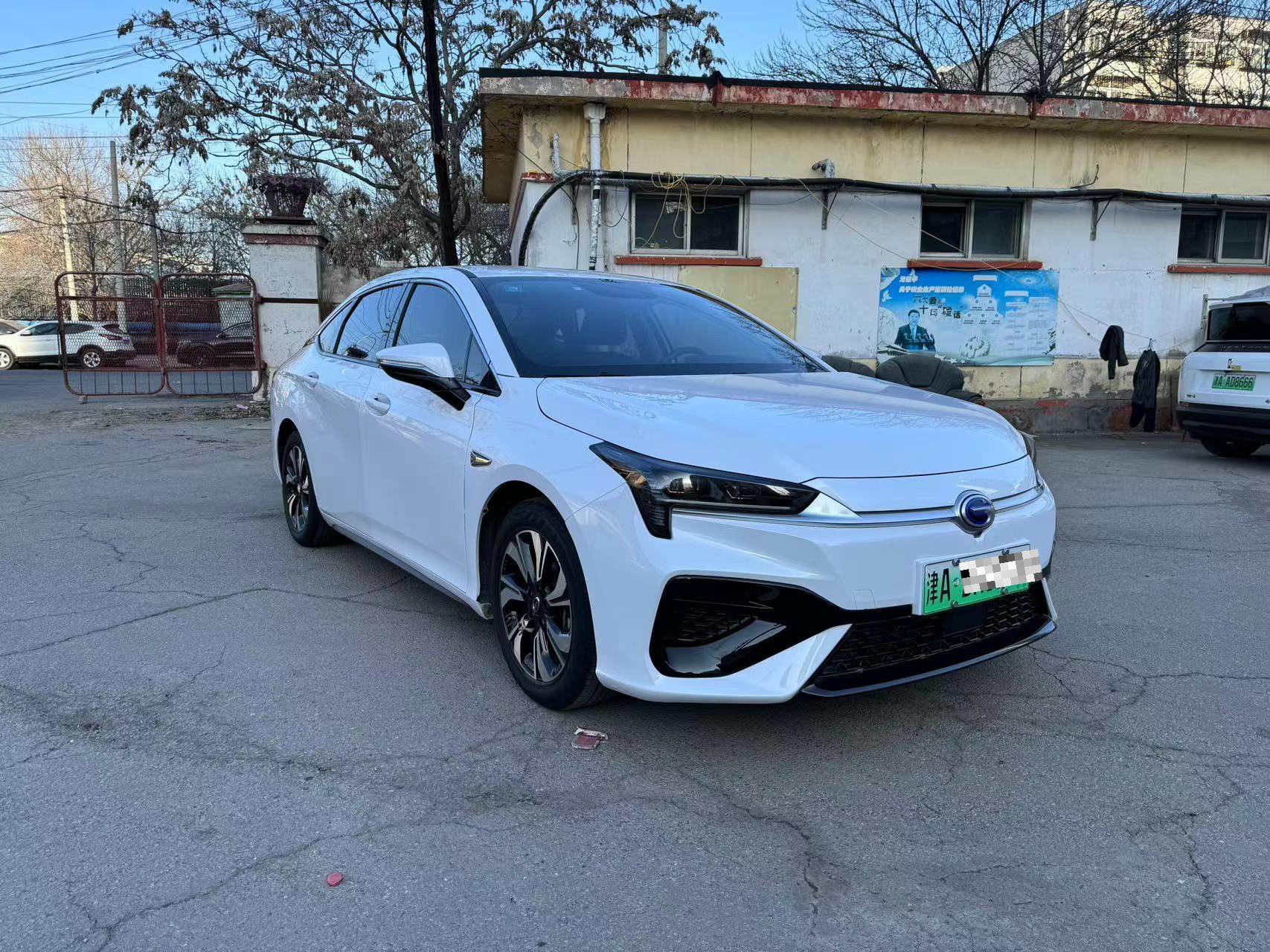 广汽埃安s 魅630,续航510km