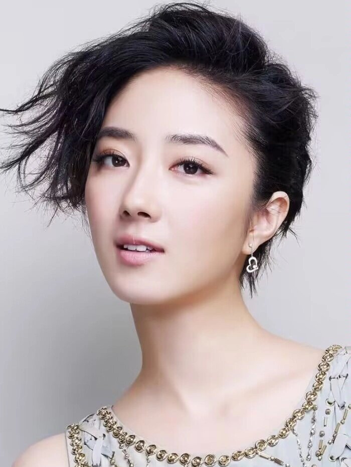 "益达女孩"桂纶镁