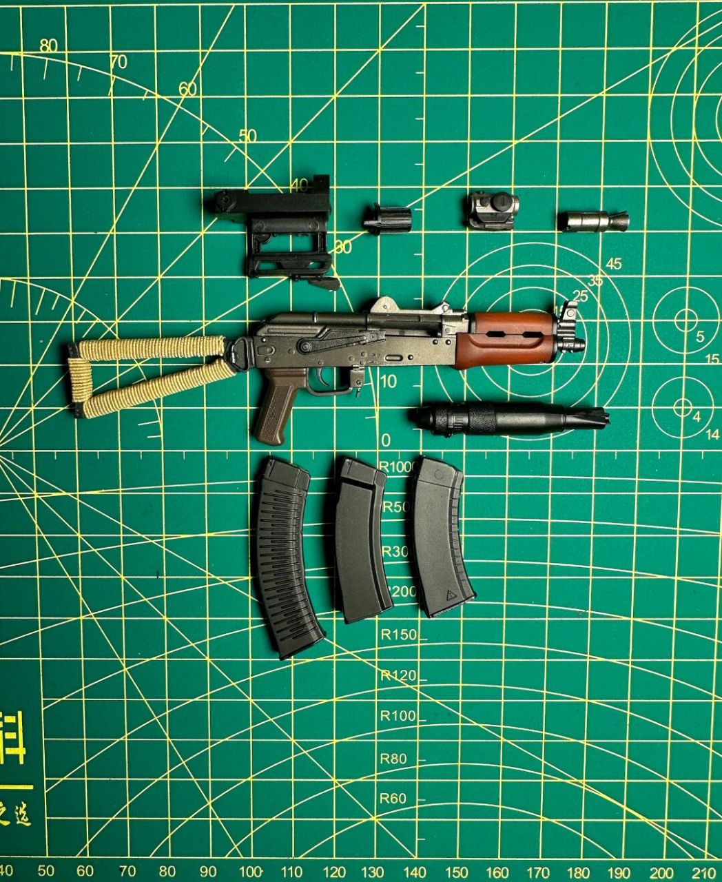 毛熊利器ak-74u ak-74u是卡拉什尼科夫生产的一款近距离自卫武器.