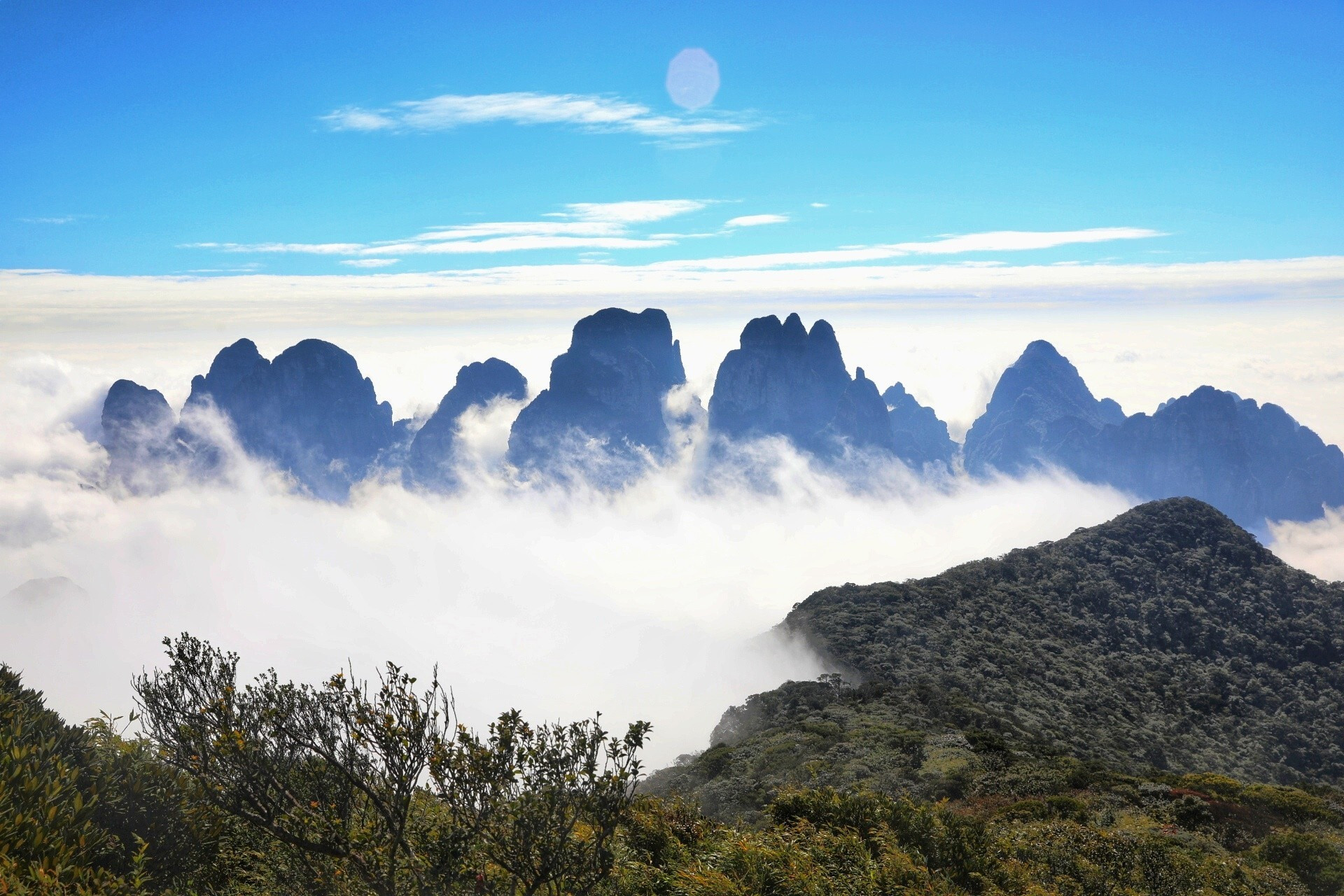 广西金秀| 圣堂山绝美云海,不火真的没天理 大瑶山的主峰圣堂山绝对是