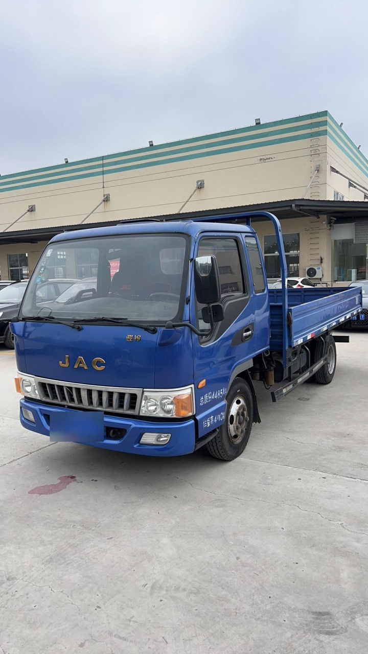 2017年6月江淮骏铃3.85米平板,五十铃发动机.气刹.