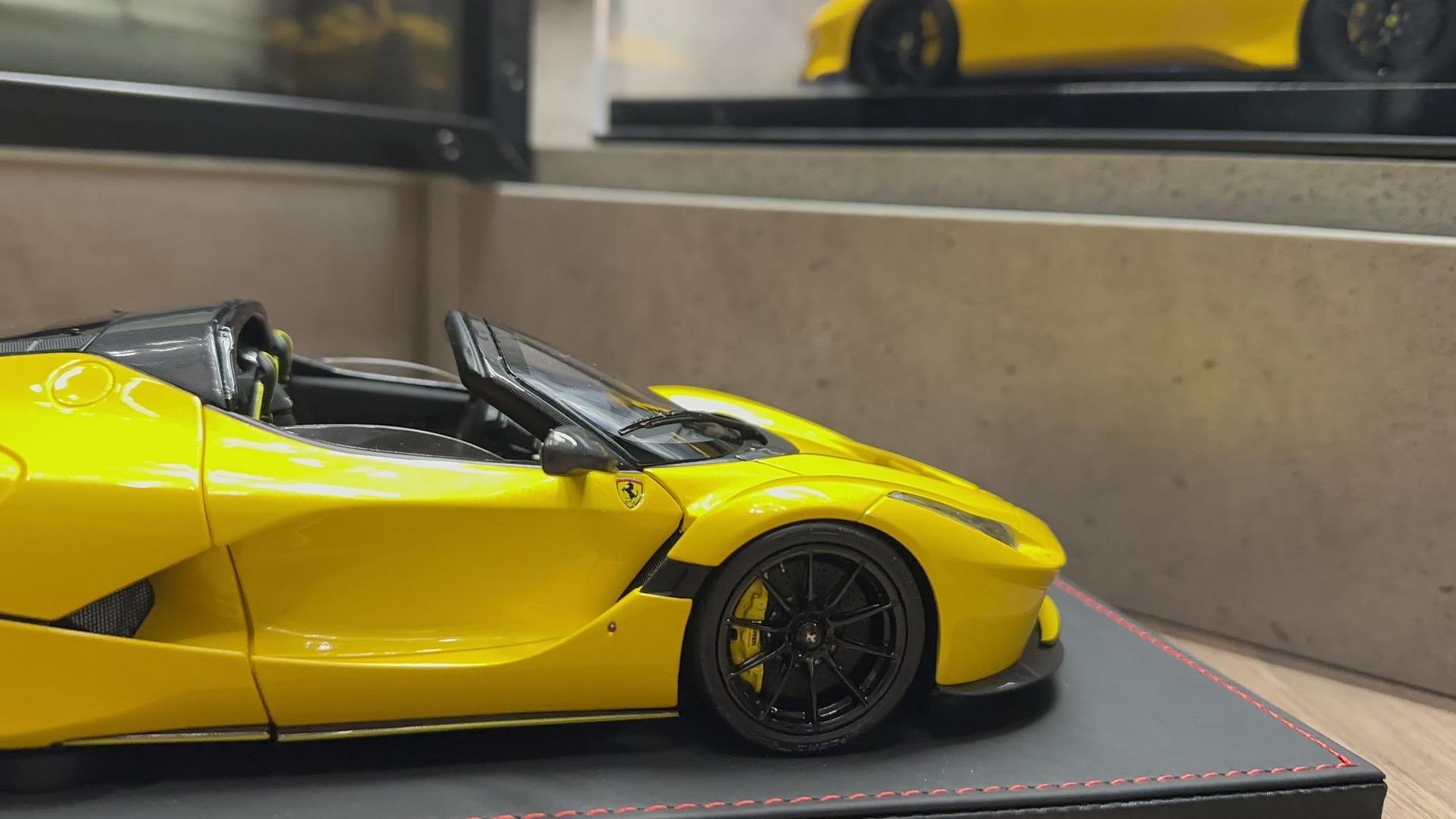 法拉利-拉法laferrari(黄色)车型简介: 法拉利拉法全球限量499台,中国