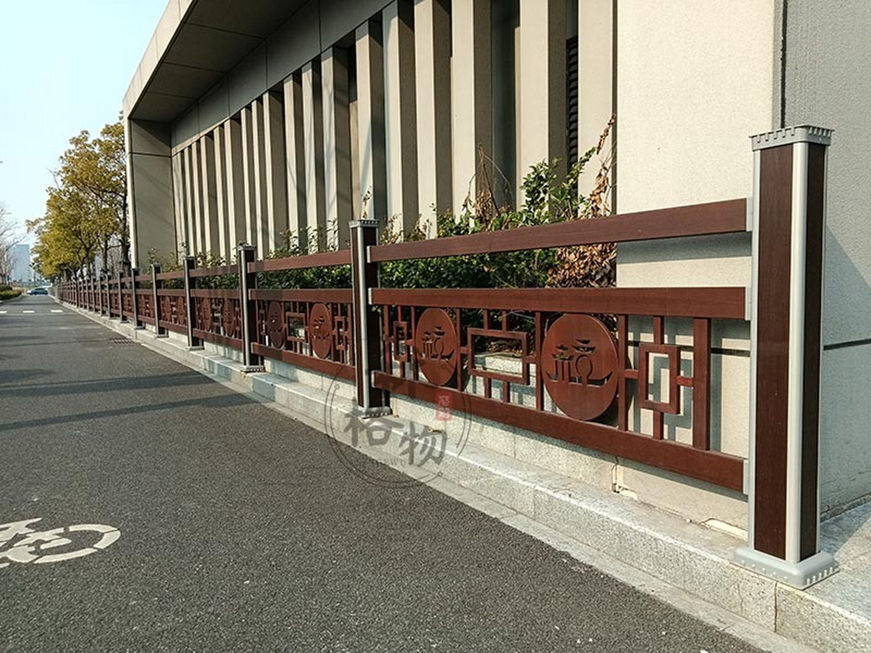 机非隔离景观文化护栏 景观护栏是可以在人们参观风景,游玩的时候很好