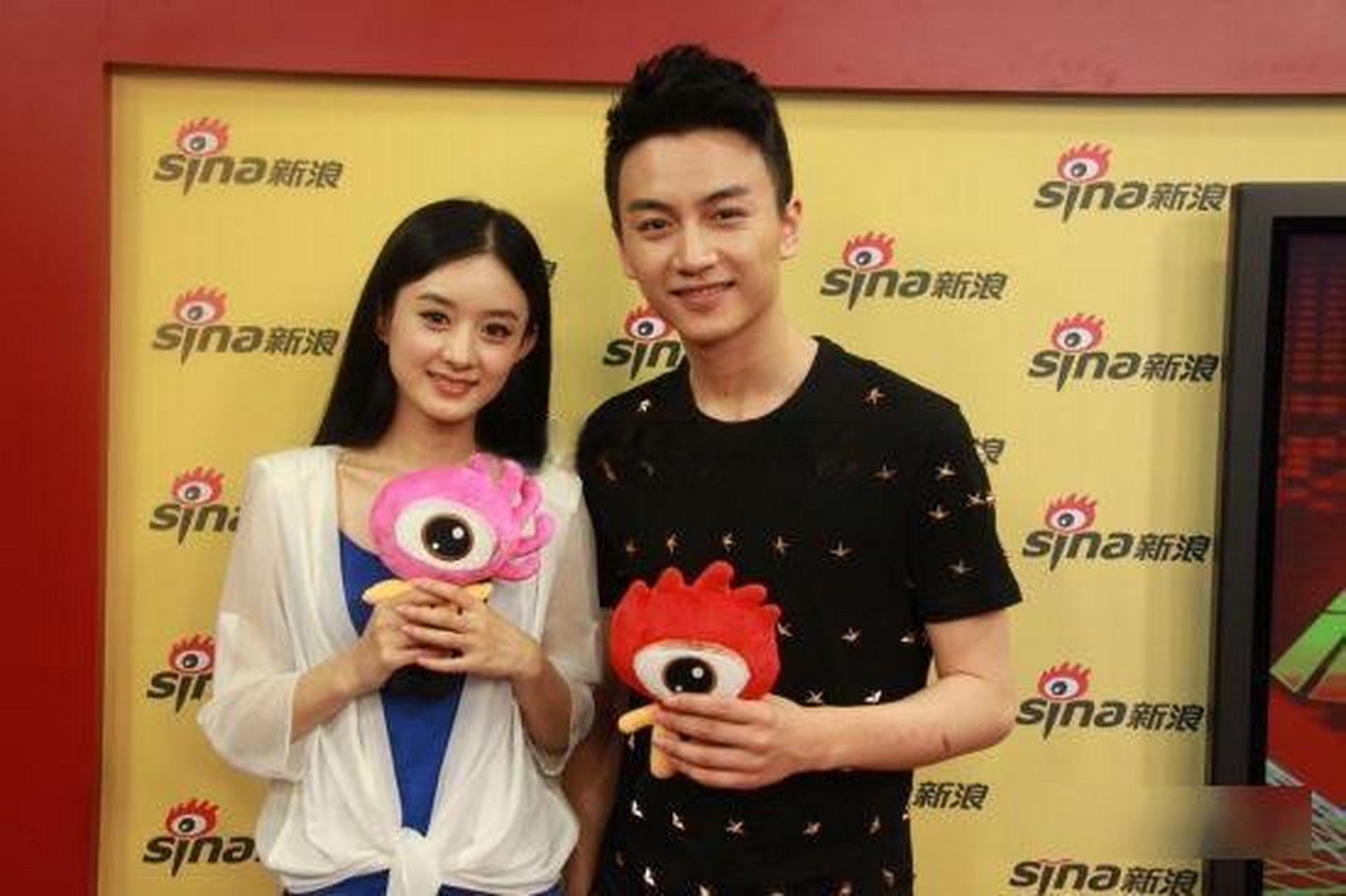 周杰伦和侯佩岑,陈晓和赵丽颖,宋慧乔和宋仲基,黄宗泽和胡杏儿,胡歌和