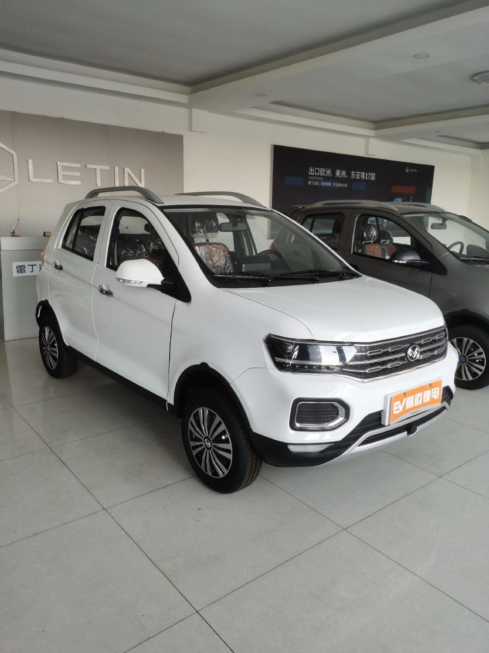 前迈电动汽车:铅酸,锂电钜惠4000元一8000元,我是寿光林山前迈汽车