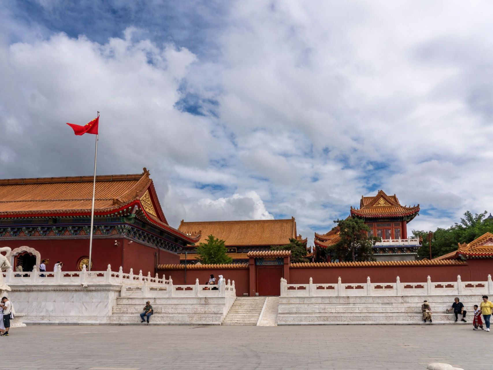 锦州61小布达拉宫广场 位于锦州凌海九华山,免费参观,适合拍照臭美