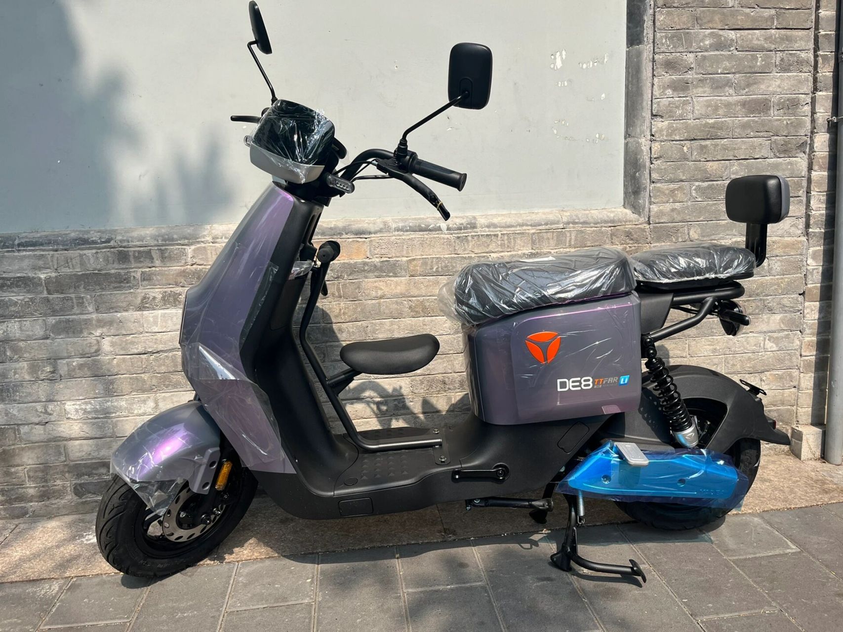 雅迪de8s 大降价,直降400元,续航高达百公里  雅迪冠能de8s 限时活动