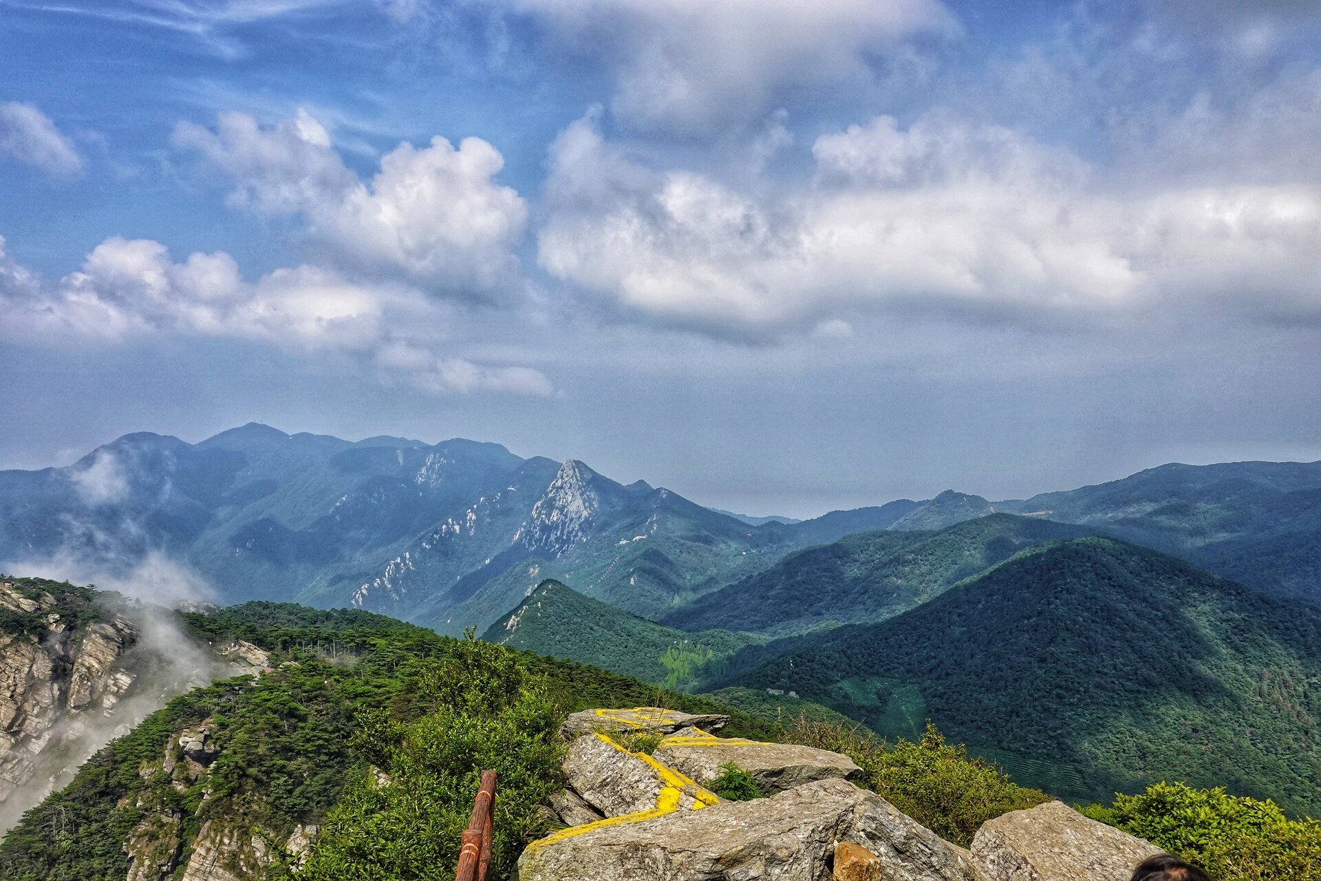 庐山(东线2日游,尽量不费腿) 庐山,主要准备游览的是东线.