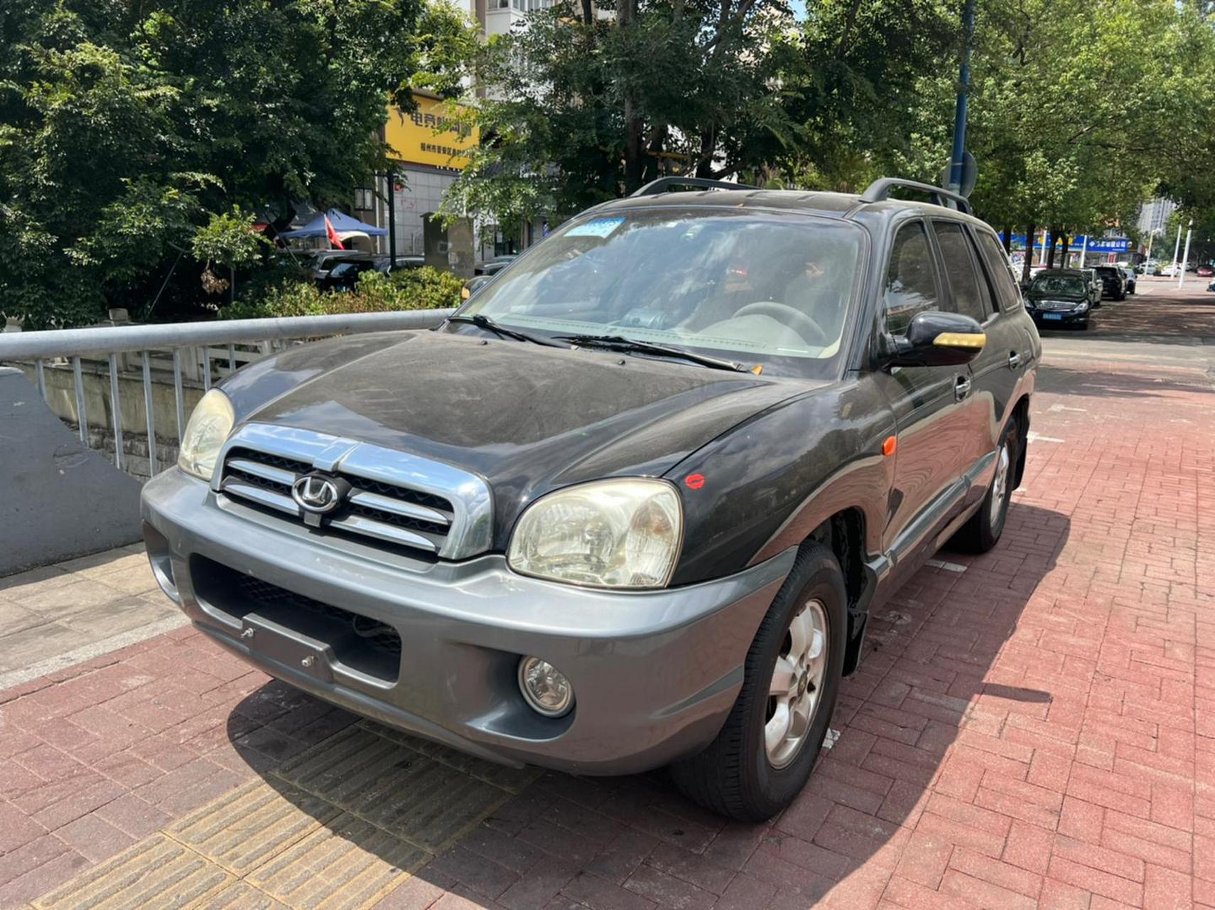 2010年8月华泰圣达菲,2.