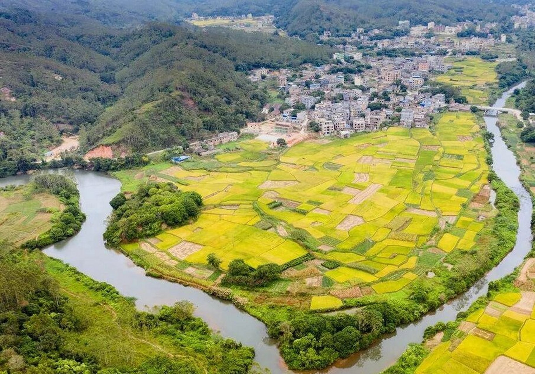 博白县风景 博白县 宴石山 王力故居 天池大峡谷 云飞幛 绿珠井 雷公