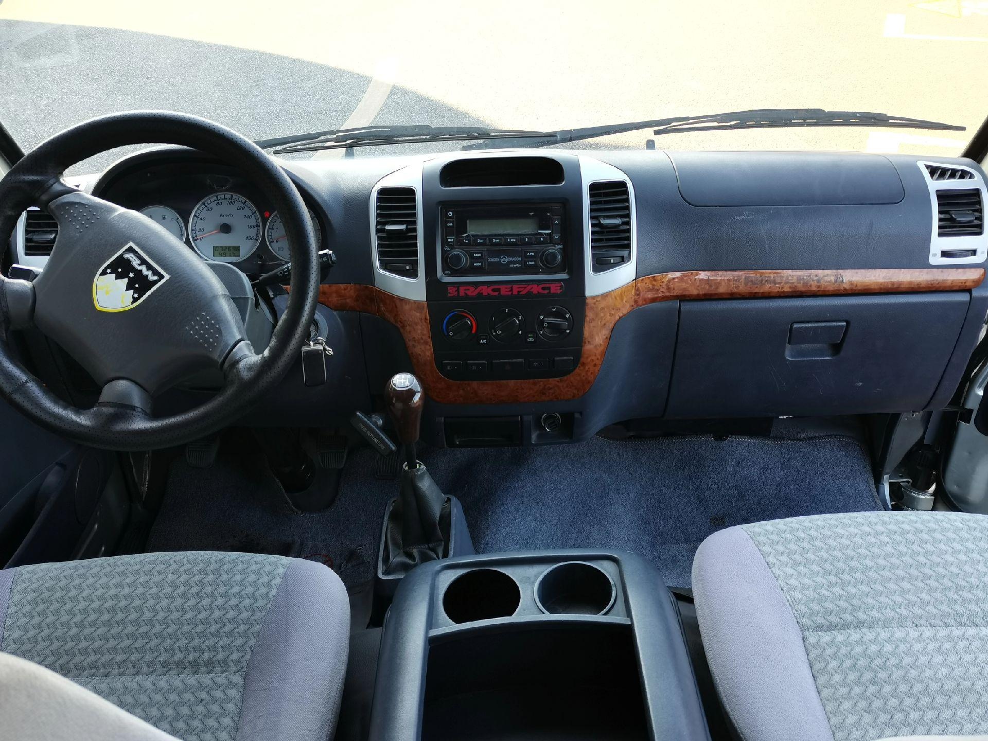 2017年金旅海狮七座商务车出售