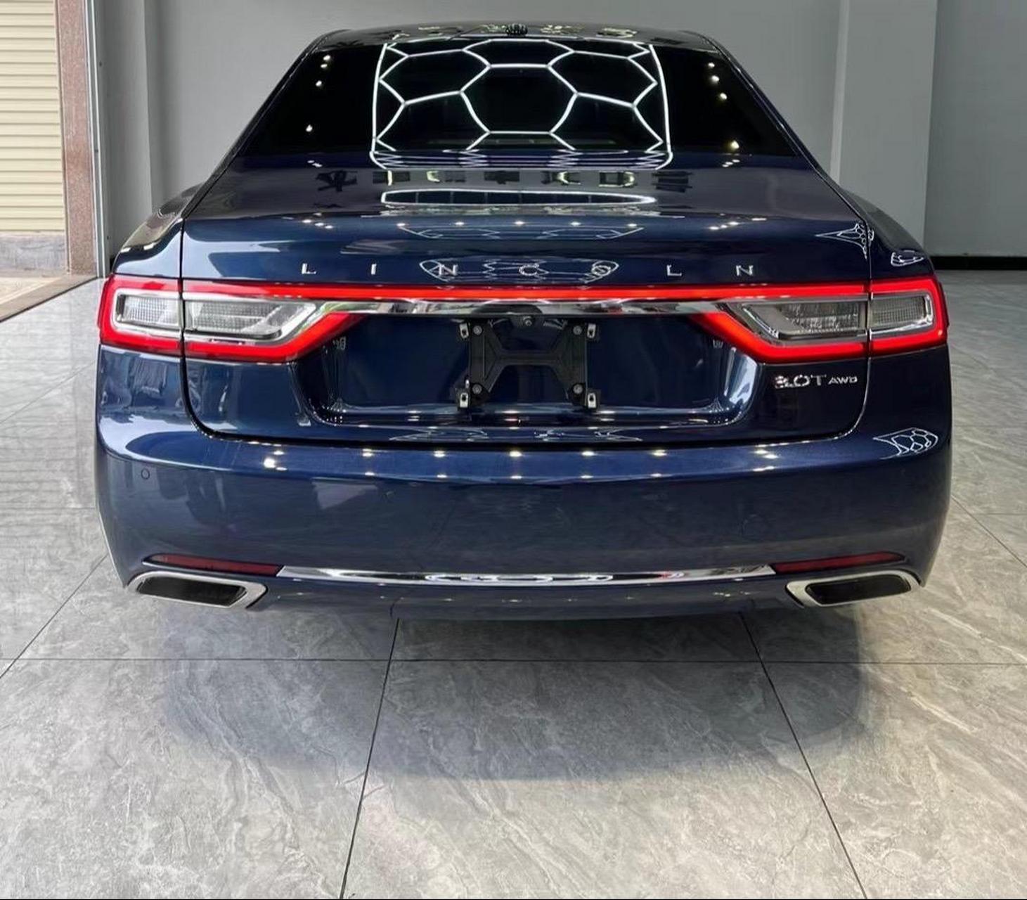 17年林肯大陆!3.0t四驱尊耀版!双涡轮增压!378匹马力!全时四驱!