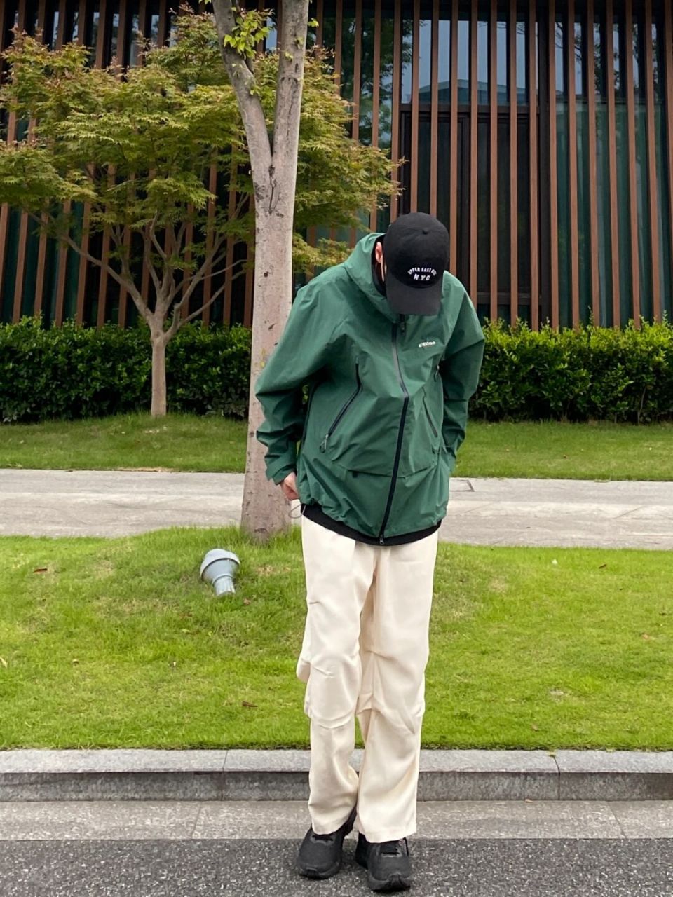 墨绿搭米白91 #早秋穿搭# #秋季穿搭# #男生穿搭