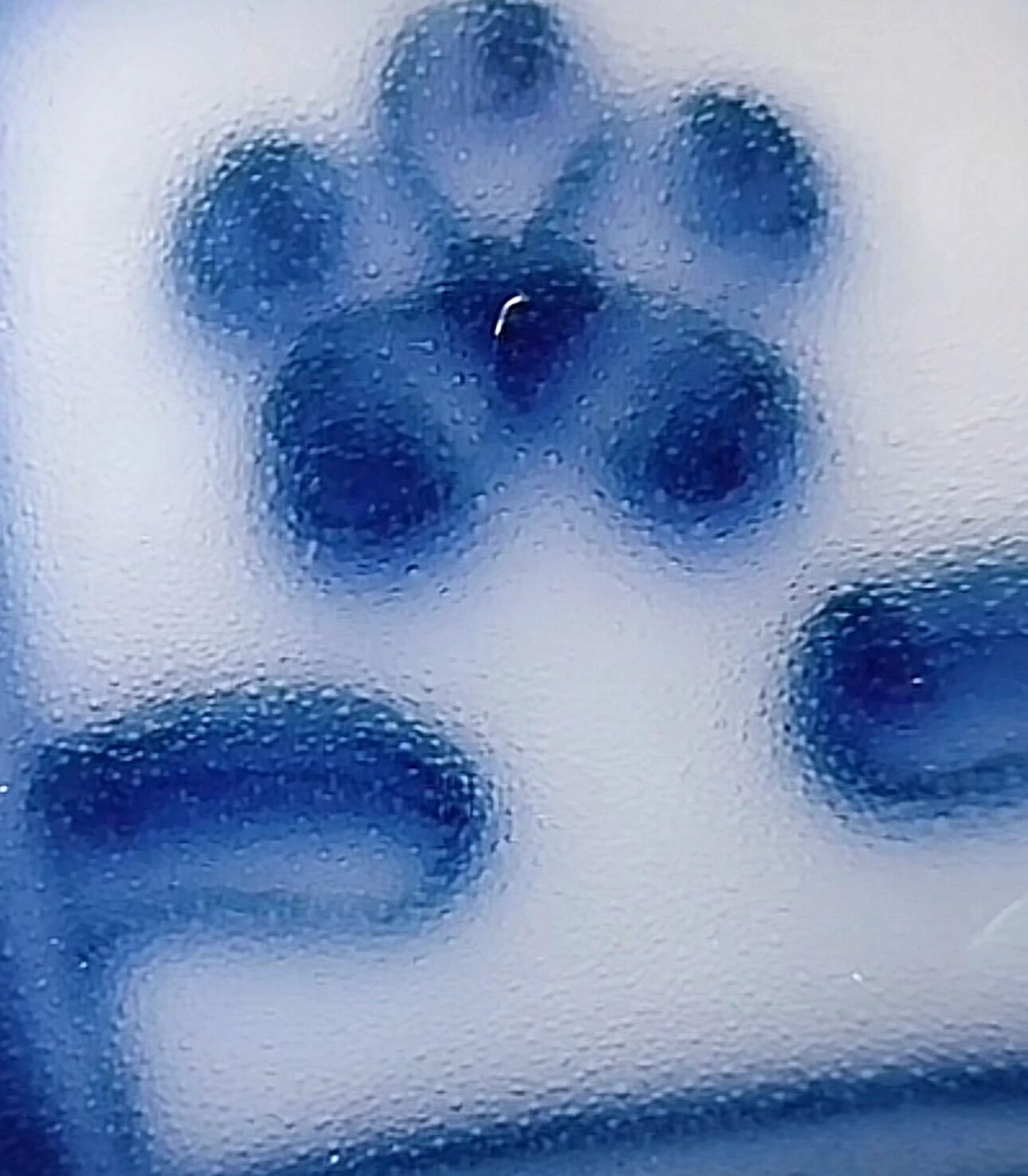 哪个气 网上说柴窑和气窑用气泡的层次感,和气泡的多少,密集度来区分