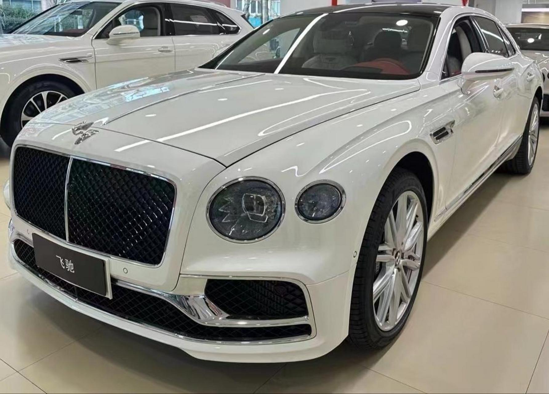 宾利新飞驰v8 车型:2024款飞驰 v8 4.