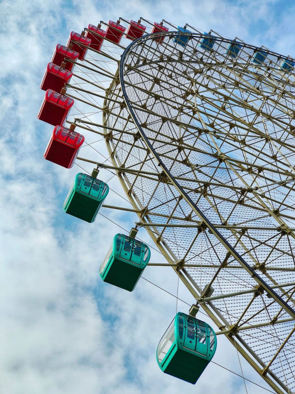 泸州-酒城乐园,巨大的摩天轮,超好出片!