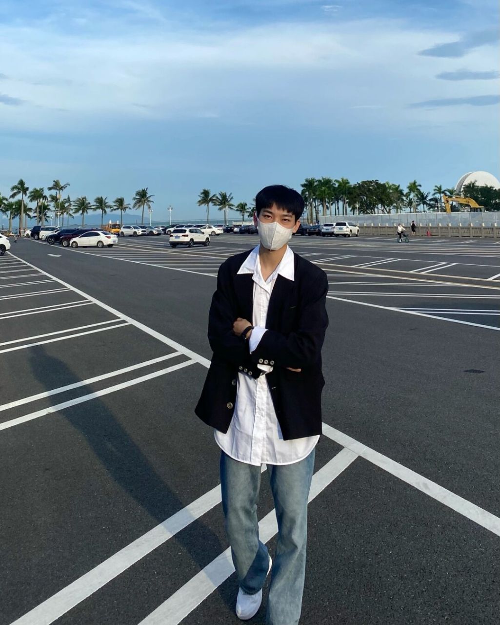 秋意浓 初秋轻熟韩风9693穿搭look分享来了 西装:wesame 牛仔裤