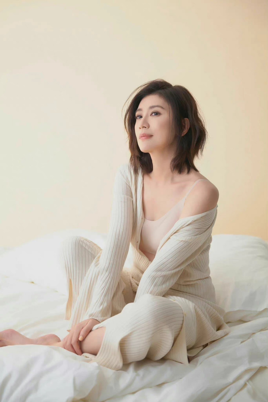 贾静雯#女星代言内衣